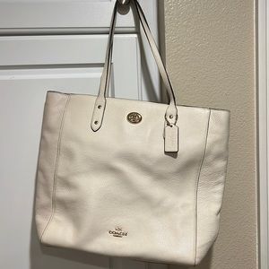 COACH bag! Brand new! Great condition!